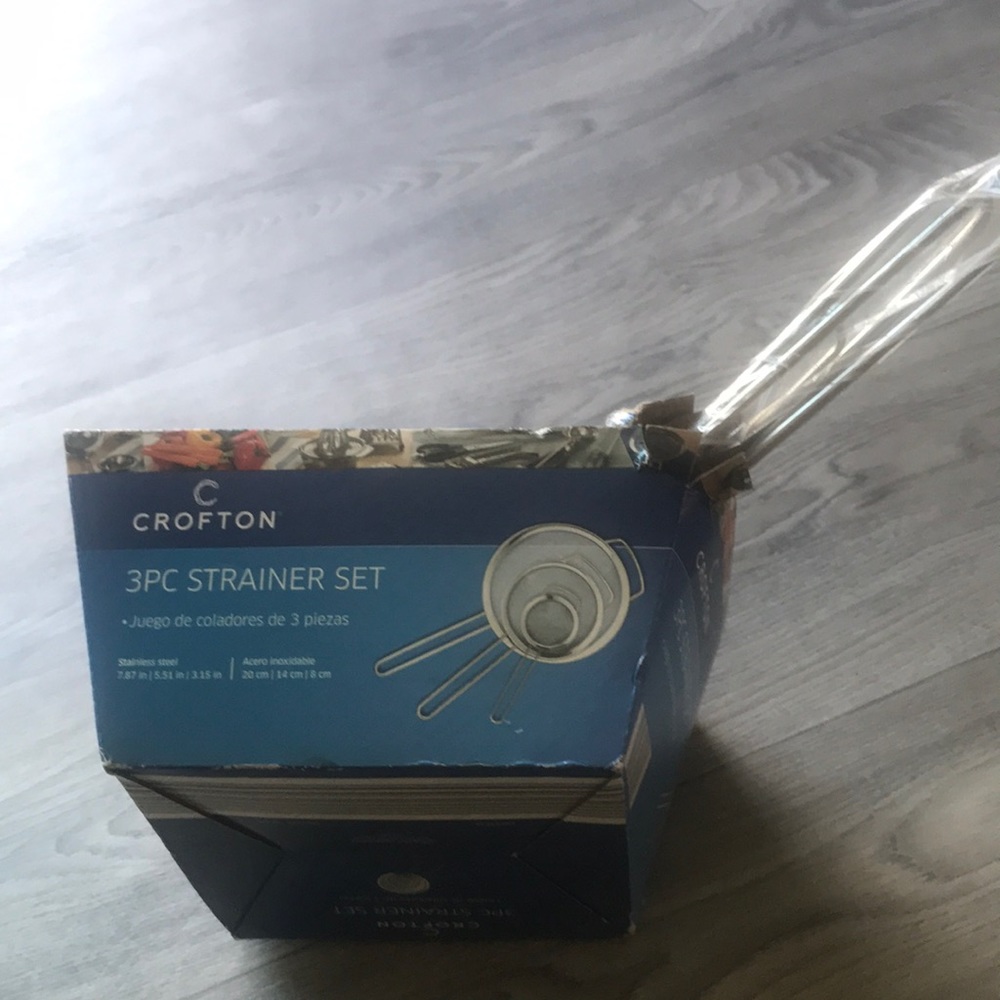 Crofton Stainless Steel Strainer Set.